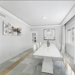 빌라 Elegant Retreat With Lush Gardens *