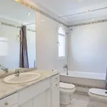 빌라 Elegant Retreat With Lush Gardens *