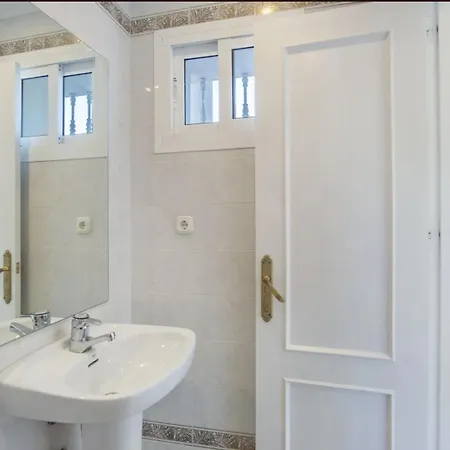 Elegant Retreat With Lush Gardens Villa